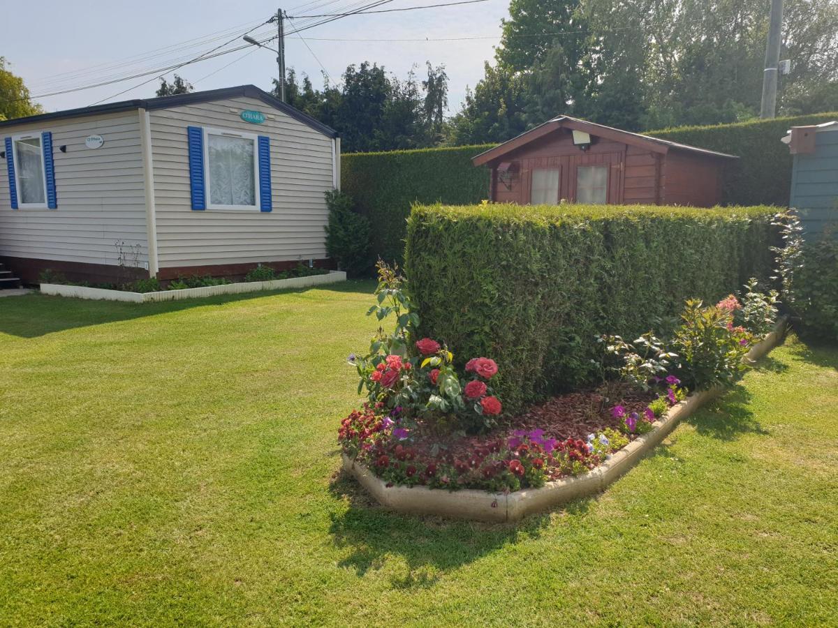 Le Clos Tranquille Hotel Gonneville-en-Auge Exterior photo